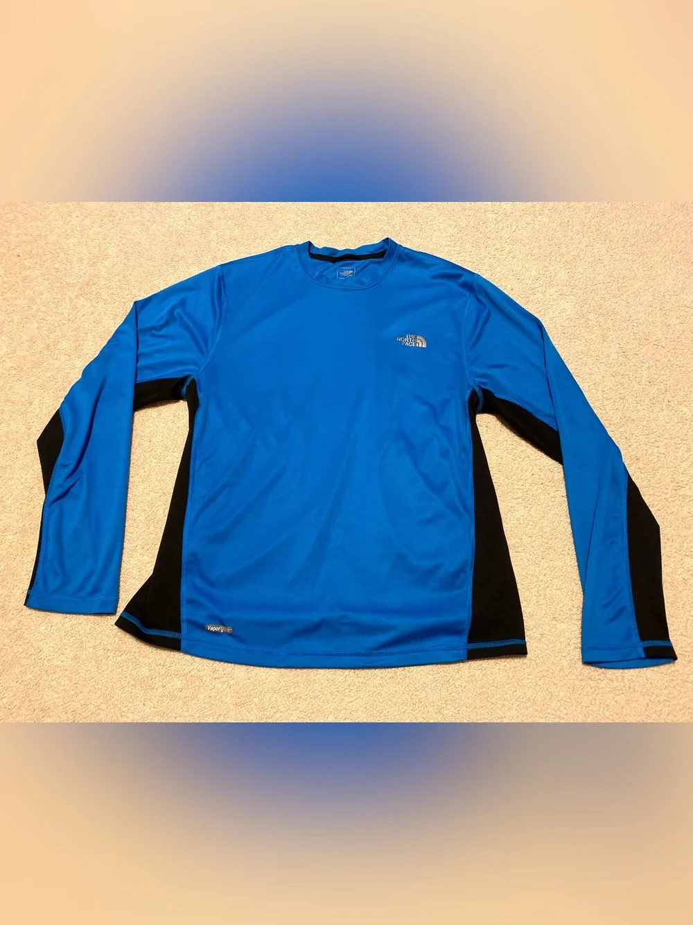 The North Face vaporwick mens long sleeve blue black athletic shirt, size small